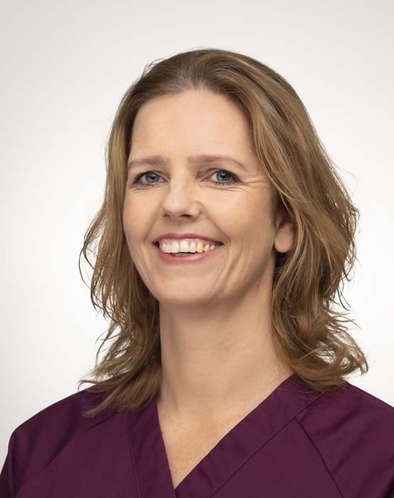 Sandra van den Broeke, tandarts